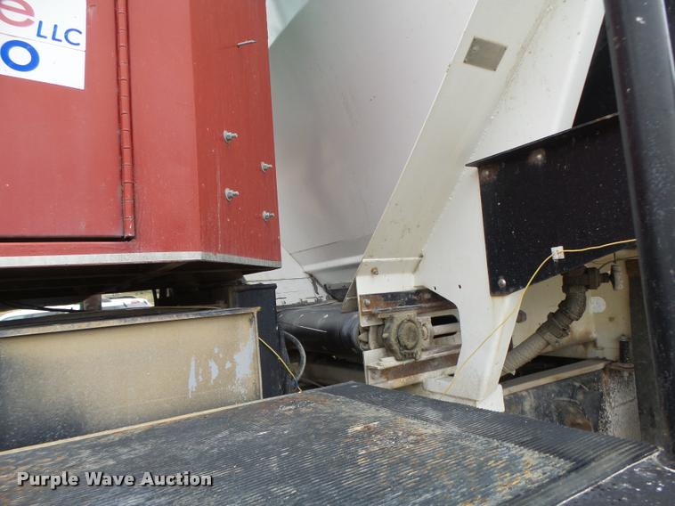 image for item DA3289 1996 Tyler 3275 self-propelled applicator