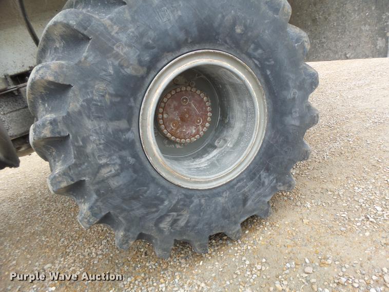 image for item DA3289 1996 Tyler 3275 self-propelled applicator