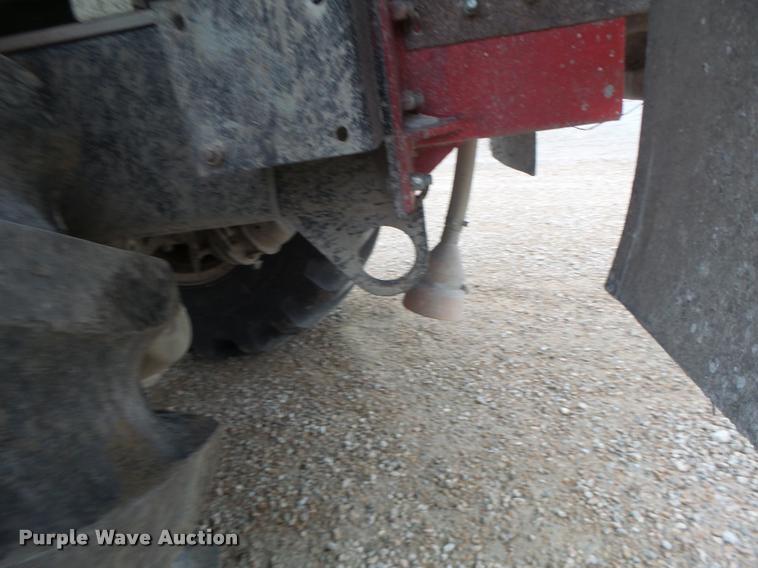 image for item DA3289 1996 Tyler 3275 self-propelled applicator