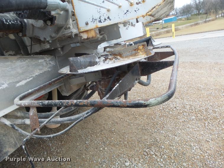 image for item DA3289 1996 Tyler 3275 self-propelled applicator