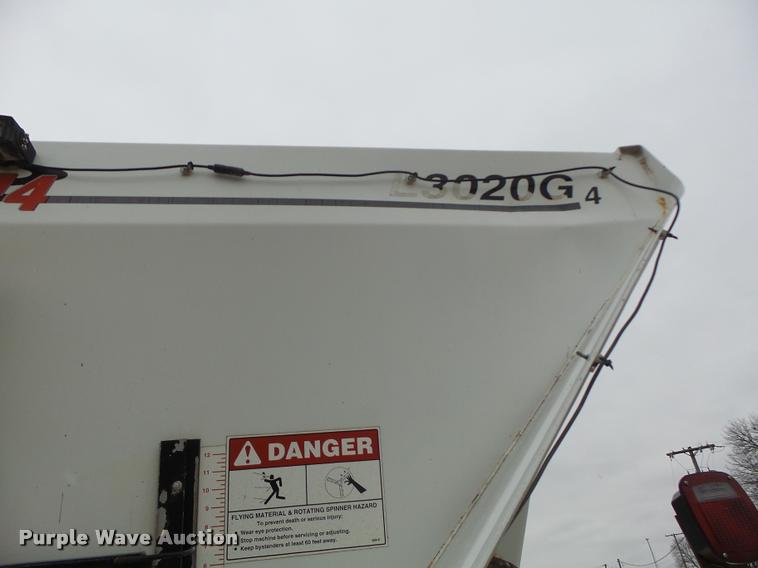 image for item DA3289 1996 Tyler 3275 self-propelled applicator