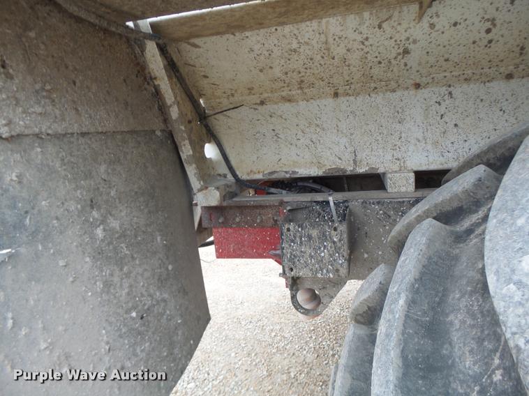 image for item DA3289 1996 Tyler 3275 self-propelled applicator