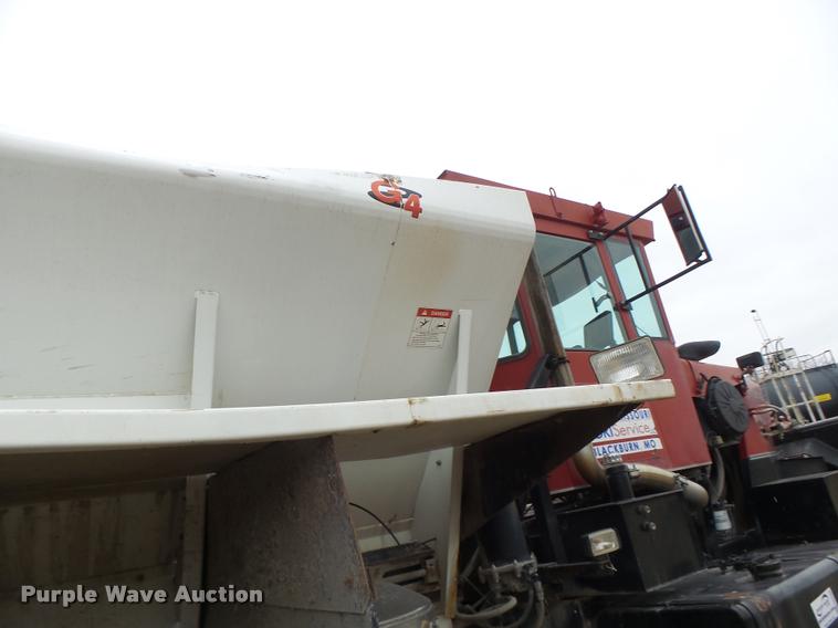 image for item DA3289 1996 Tyler 3275 self-propelled applicator