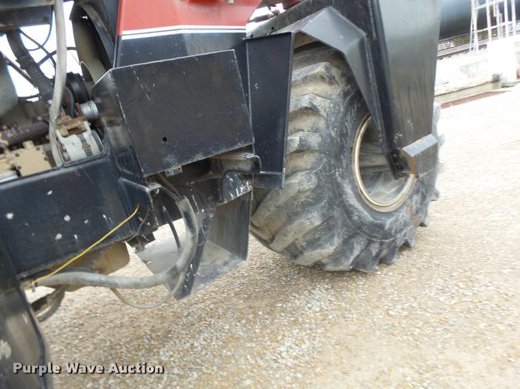 image for item DA3289 1996 Tyler 3275 self-propelled applicator