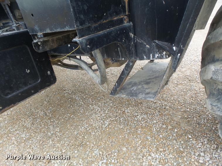 image for item DA3289 1996 Tyler 3275 self-propelled applicator