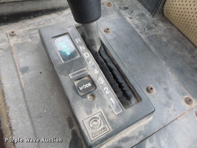 image for item DA3289 1996 Tyler 3275 self-propelled applicator