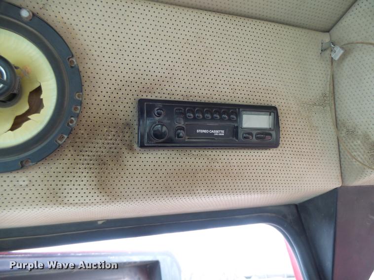 image for item DA3289 1996 Tyler 3275 self-propelled applicator