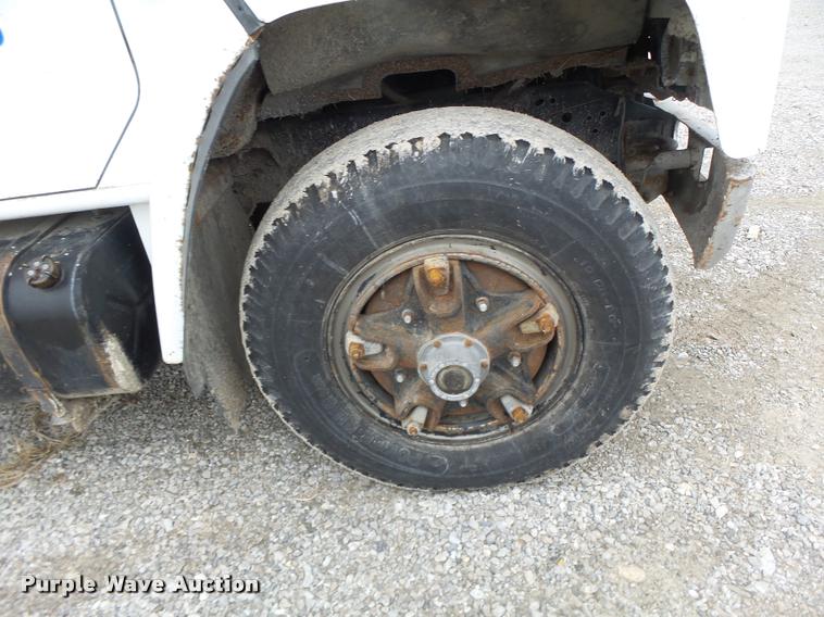 image for item DA3299 1979 International 1854 grain truck