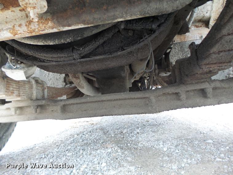 image for item DA3299 1979 International 1854 grain truck