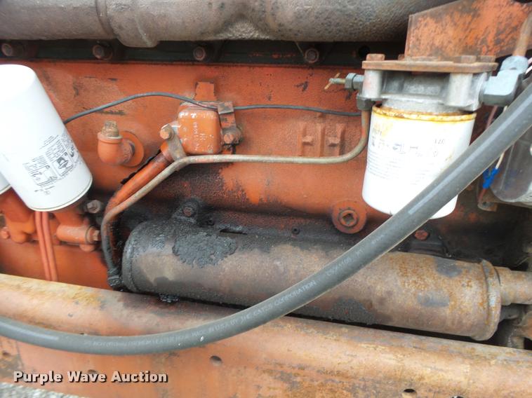 image for item DA3300 International 966 tractor