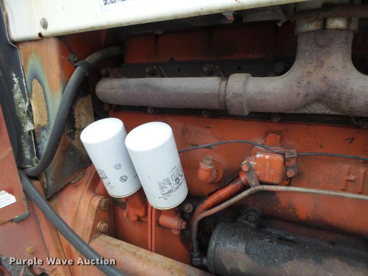 image for item DA3300 International 966 tractor