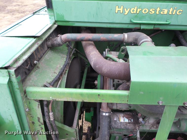 image for item DA5850 1982 John Deere 7720 RWA combine