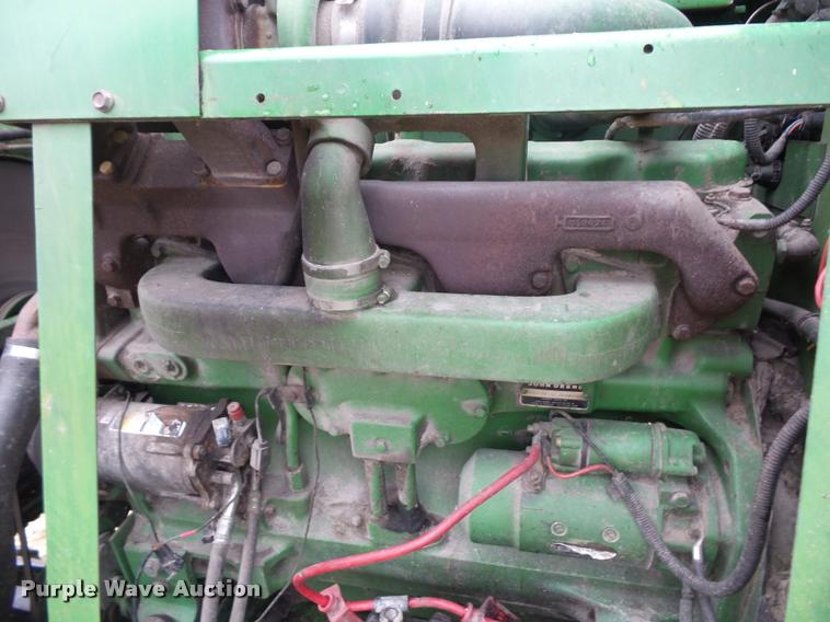 image for item DA5850 1982 John Deere 7720 RWA combine