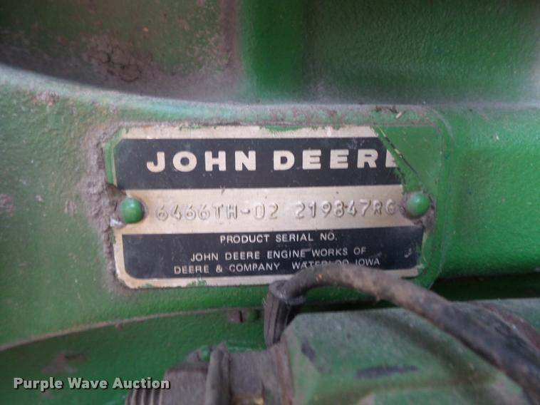 image for item DA5850 1982 John Deere 7720 RWA combine