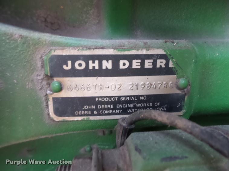 image for item DA5850 1982 John Deere 7720 RWA combine
