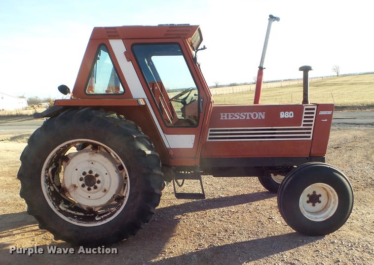 image for item DA7513 Hesston 980 tractor