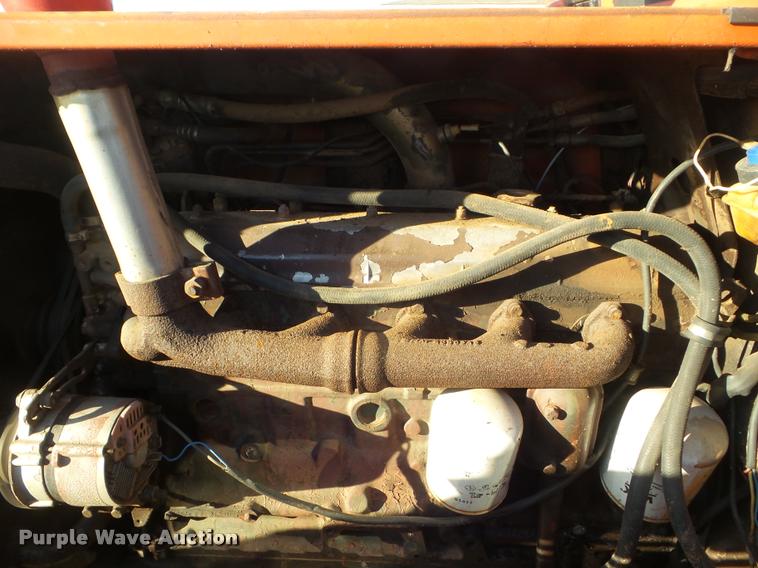 image for item DA7513 Hesston 980 tractor