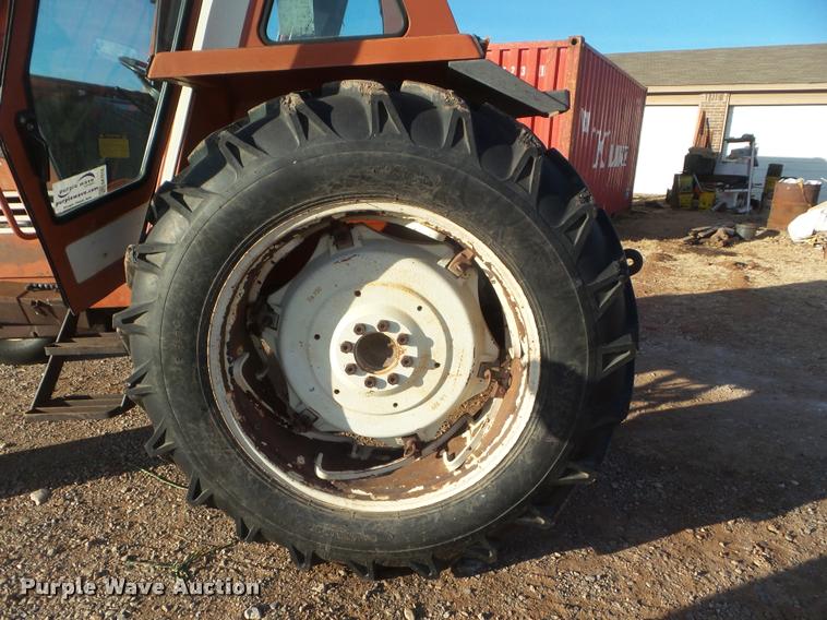 image for item DA7513 Hesston 980 tractor