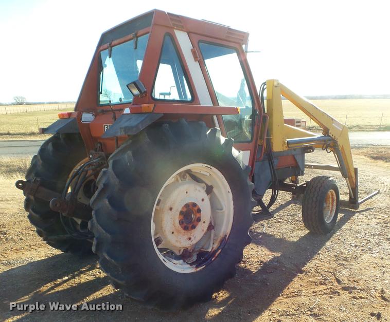 image for item DA7514 Hesston 880/5 tractor