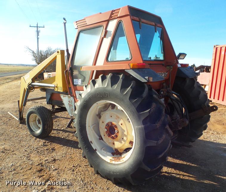image for item DA7514 Hesston 880/5 tractor