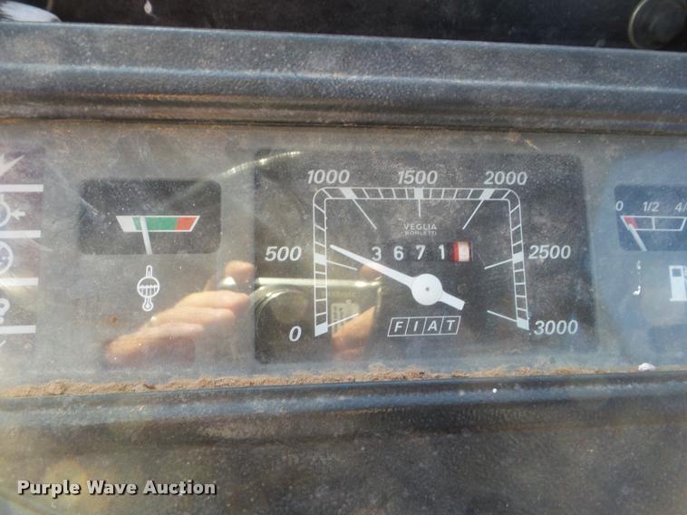 image for item DA7514 Hesston 880/5 tractor