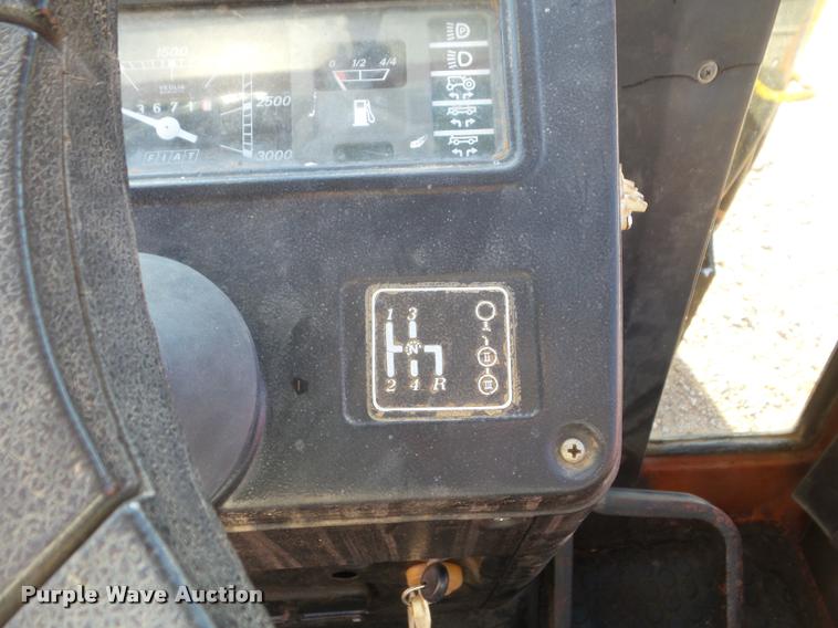 image for item DA7514 Hesston 880/5 tractor