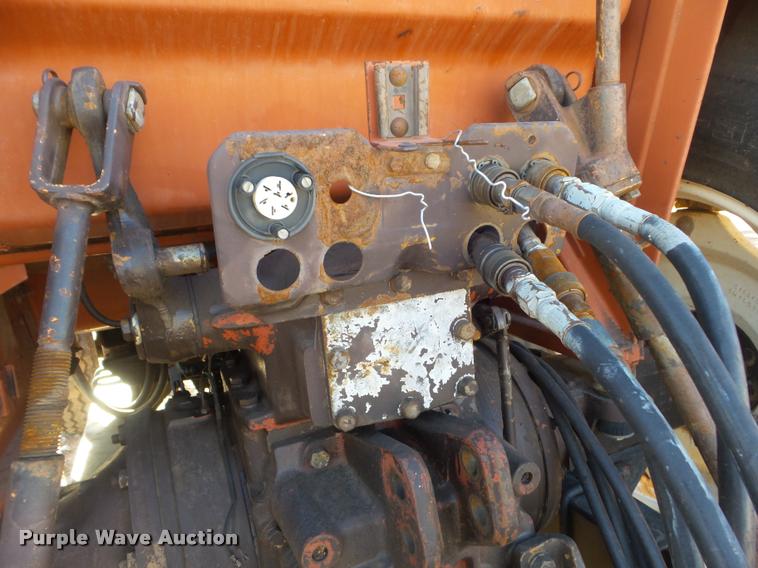 image for item DA7514 Hesston 880/5 tractor