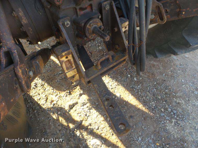 image for item DA7514 Hesston 880/5 tractor