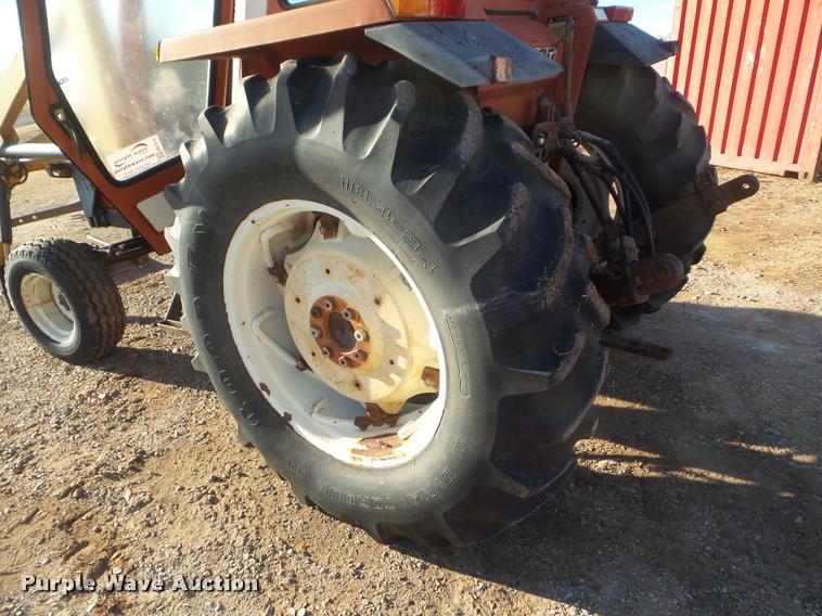 image for item DA7514 Hesston 880/5 tractor