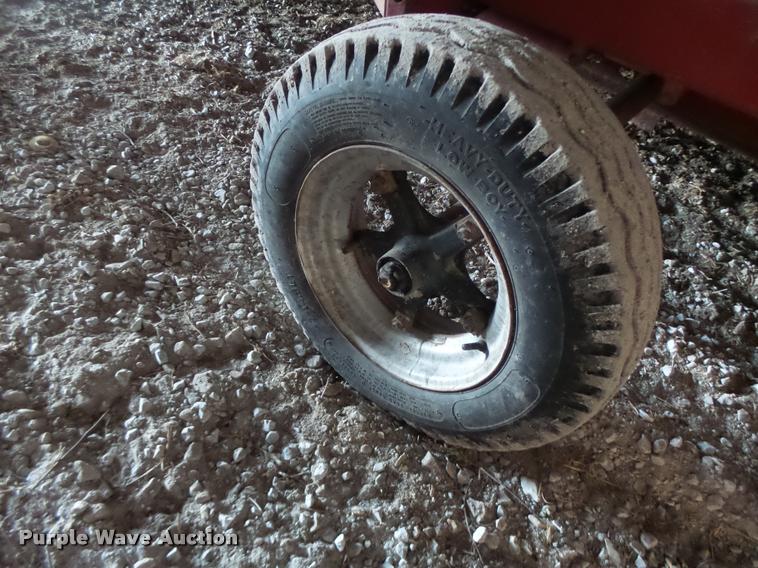 image for item DA9370 1989 Case IH 1020 head