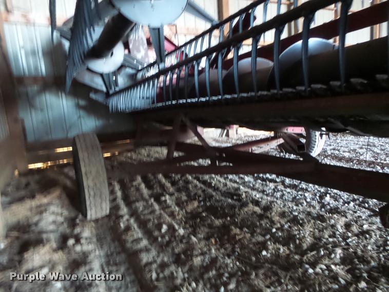 image for item DA9370 1989 Case IH 1020 head