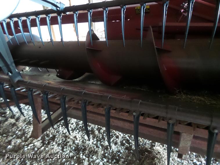 image for item DA9370 1989 Case IH 1020 head