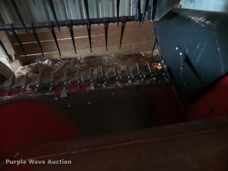 image for item DA9370 1989 Case IH 1020 head