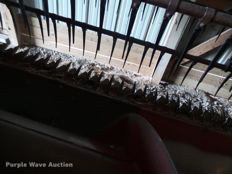 image for item DA9370 1989 Case IH 1020 head