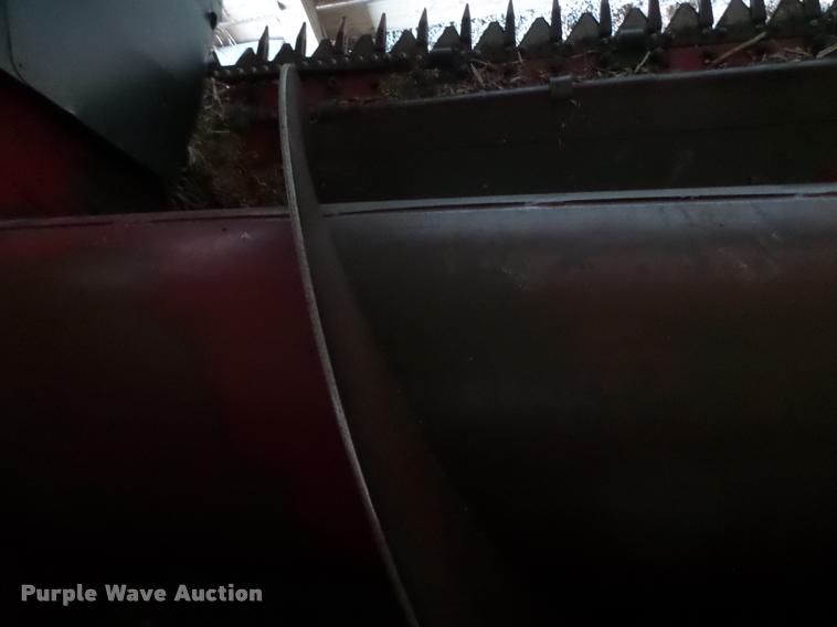 image for item DA9370 1989 Case IH 1020 head