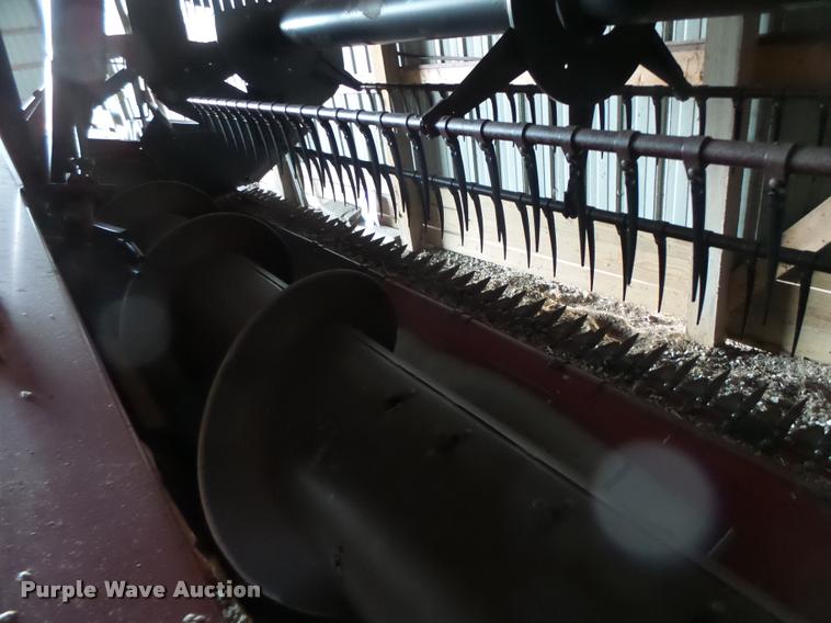 image for item DA9370 1989 Case IH 1020 head