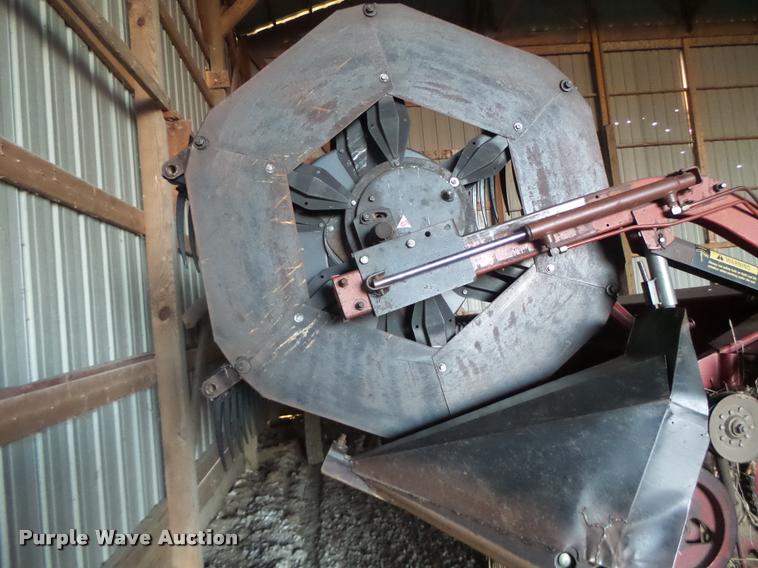 image for item DA9370 1989 Case IH 1020 head