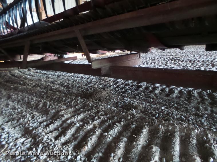 image for item DA9370 1989 Case IH 1020 head