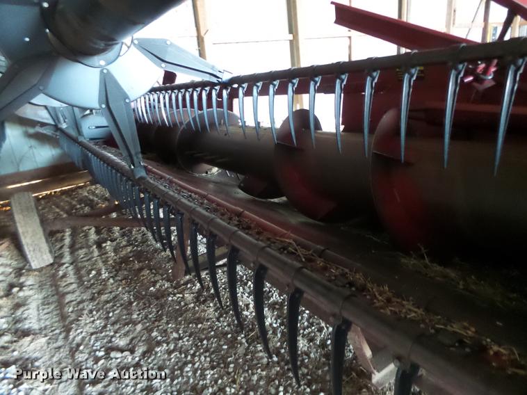 image for item DA9370 1989 Case IH 1020 head