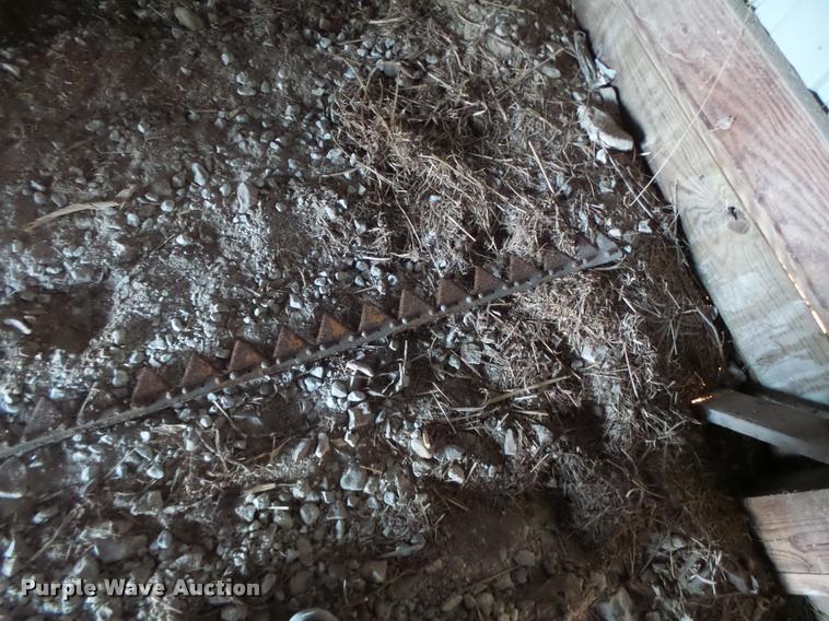 image for item DA9370 1989 Case IH 1020 head