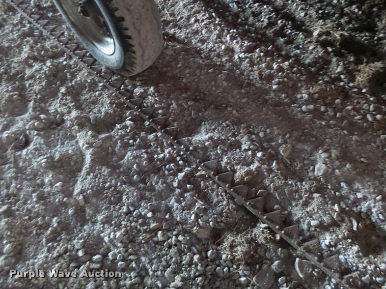 image for item DA9370 1989 Case IH 1020 head