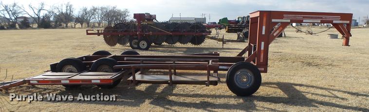 image for item DB1836 1993 Donahue EXG-160 windrower trailer