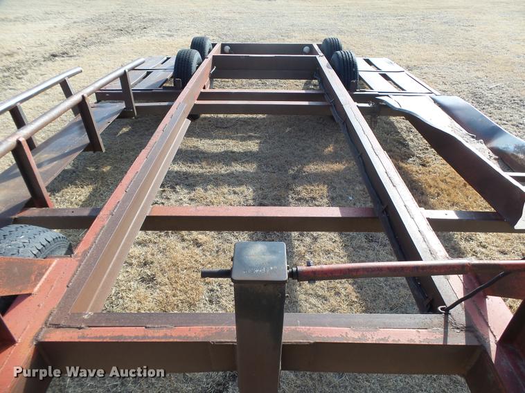 image for item DB1836 1993 Donahue EXG-160 windrower trailer