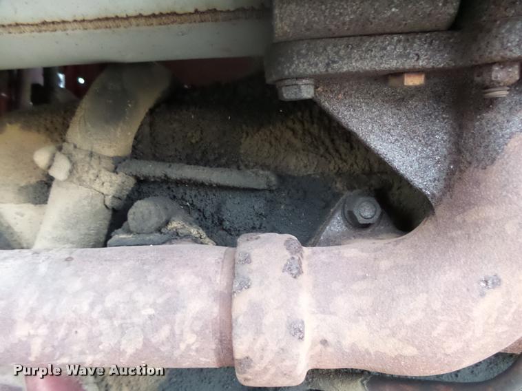 image for item DB1843 International 1086 tractor