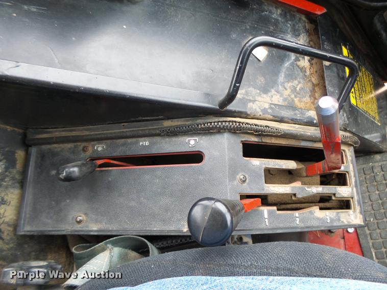 image for item DB1843 International 1086 tractor