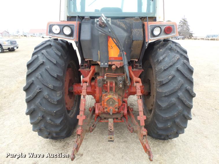 image for item DB1843 International 1086 tractor