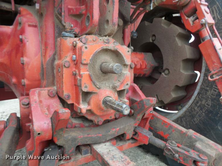 image for item DB1843 International 1086 tractor