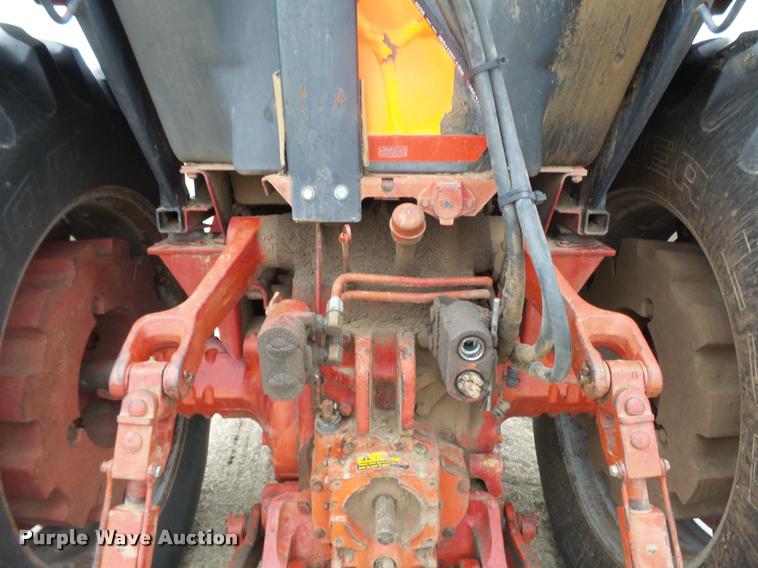 image for item DB1843 International 1086 tractor