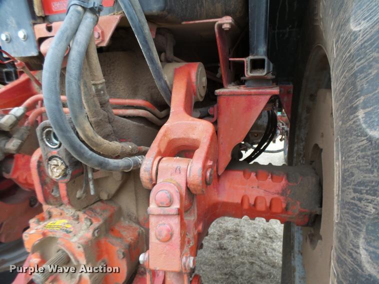 image for item DB1843 International 1086 tractor
