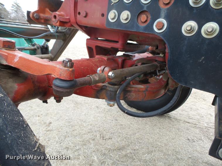 image for item DB1843 International 1086 tractor